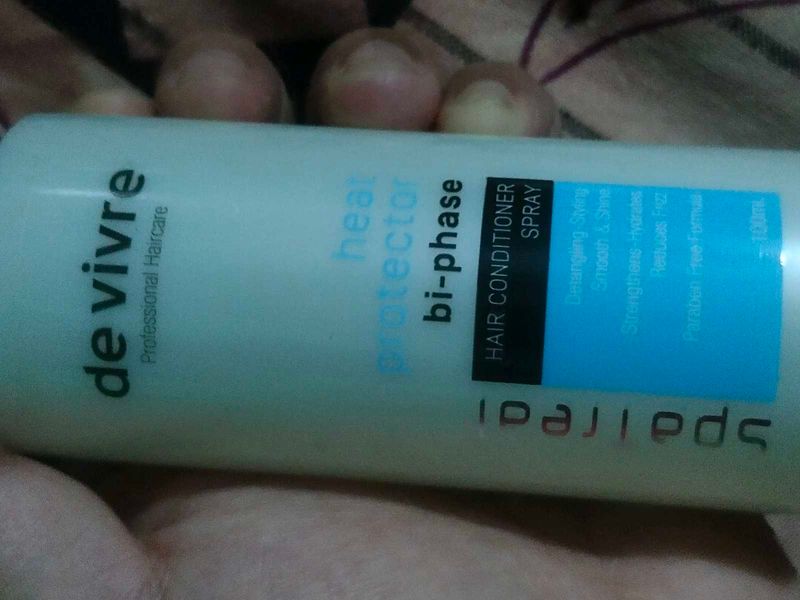 de vivre Heat Protector Spray