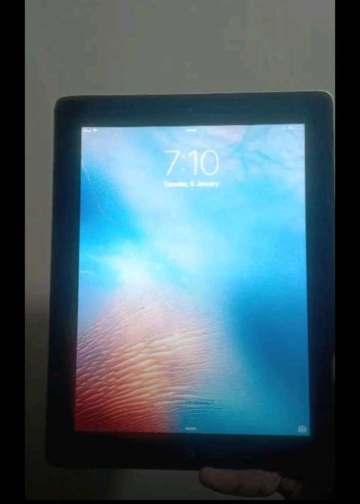 Apple iPad - Silver