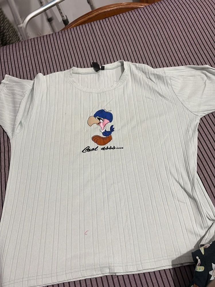 Cool Graphic Oversized T-shirt