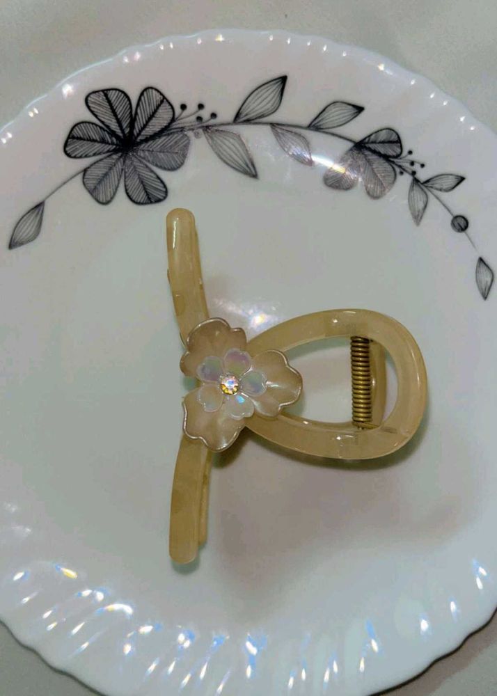 Floral Hair Claw Clip