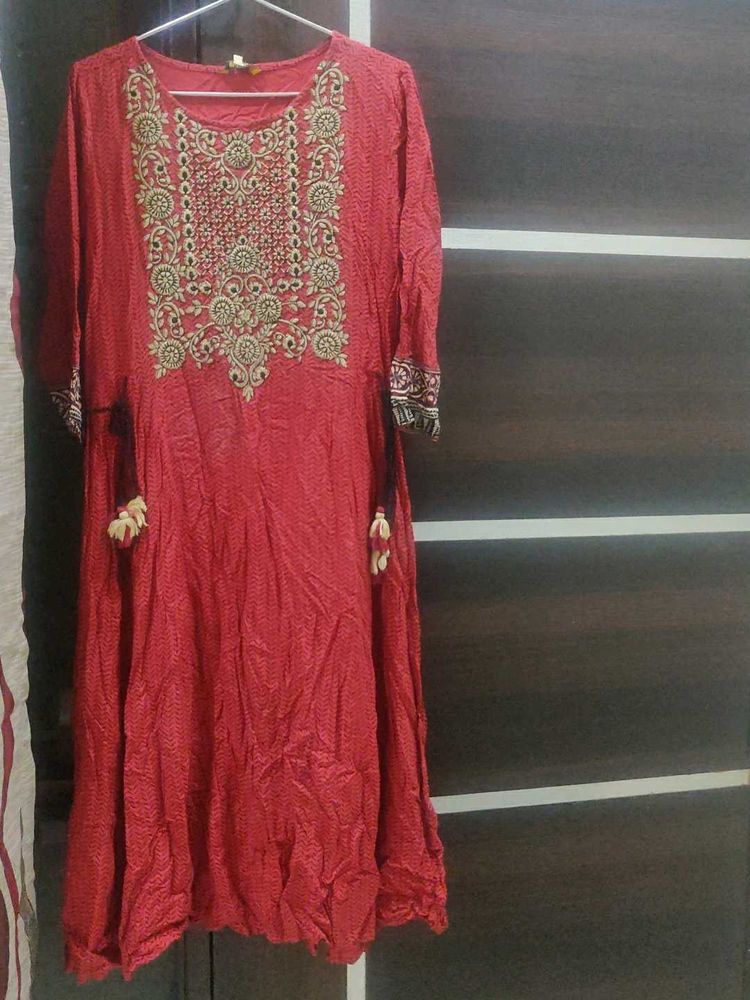 Red Embroidered Kurta