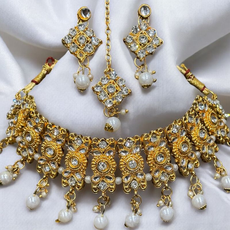Golden Pearl Majesty Choker Set