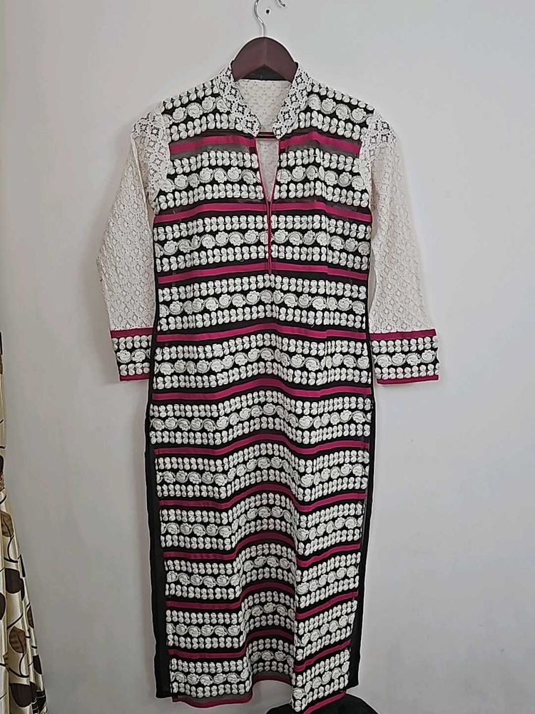 Pretty Kurta For Women
