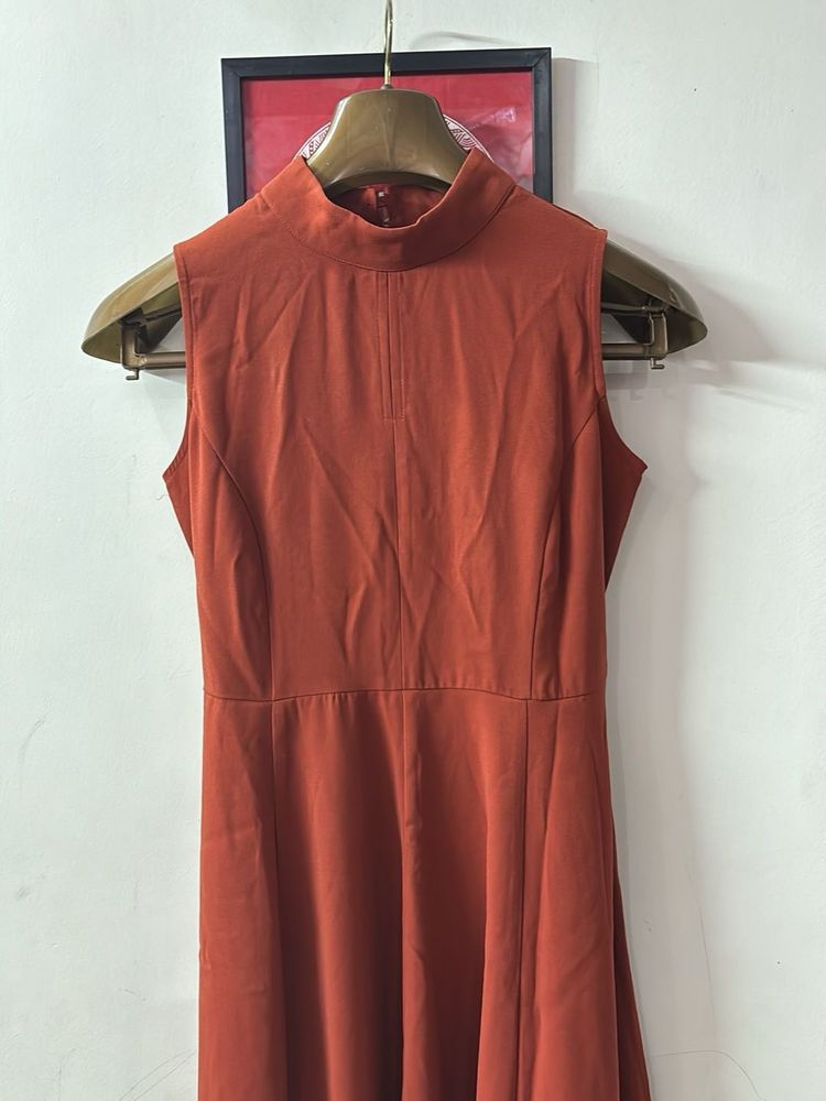 Chic Sleeveless A-Line Dress