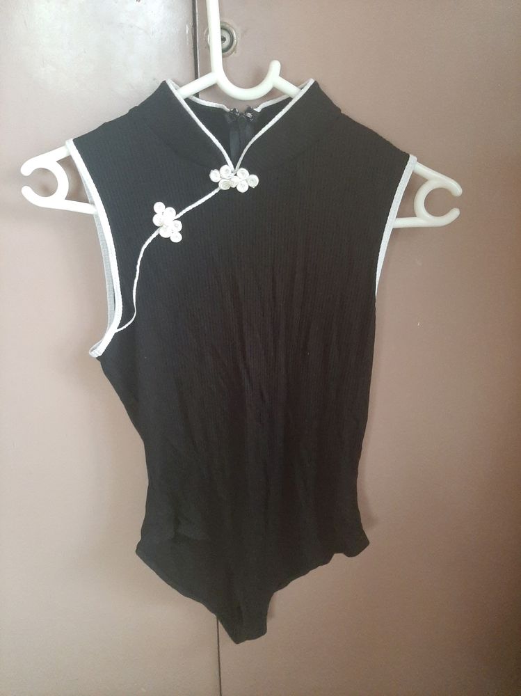 Forever 21 Body Suit With Snap Closure In Bottom