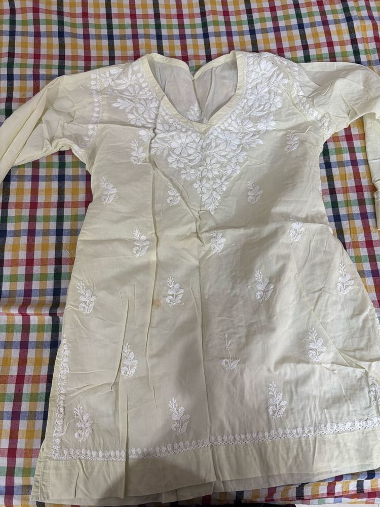 Elegant Embroidered Kurta