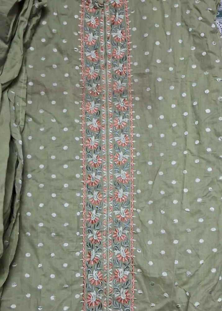 Elegant Green Embroidered Kurta