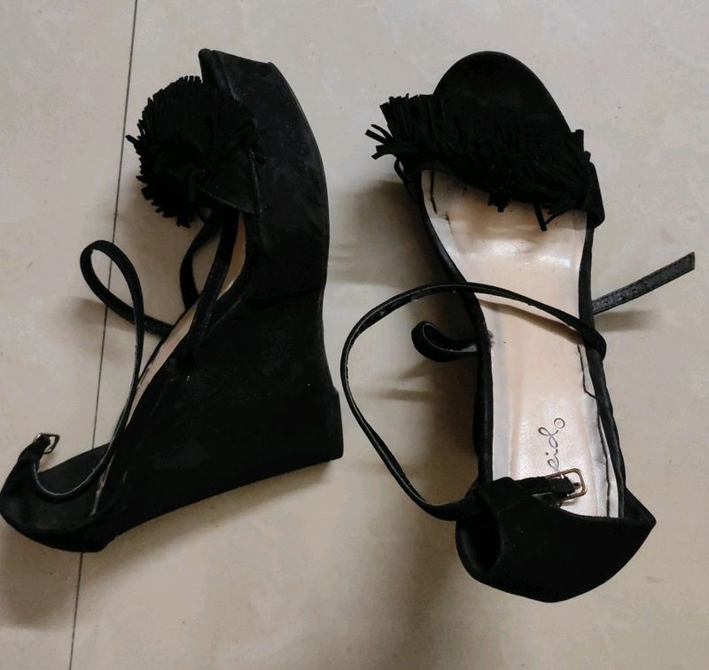 Black High Heels Wedges