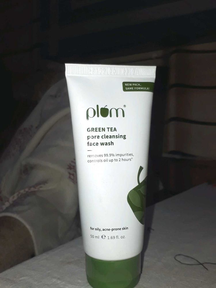 Plum Green Tea Face Wash