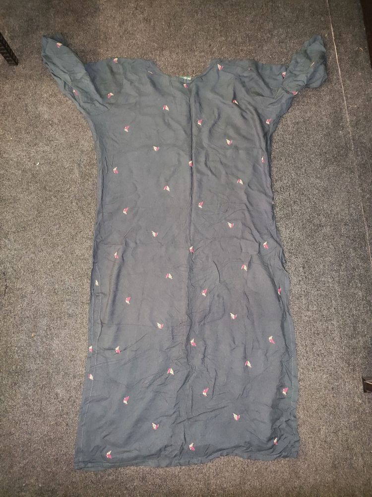 Nice Daily wear Kurti for Donation.