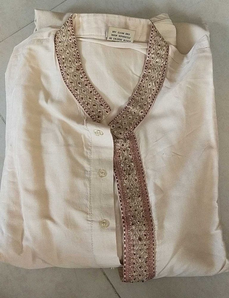 Elegant Embroidered Kurta