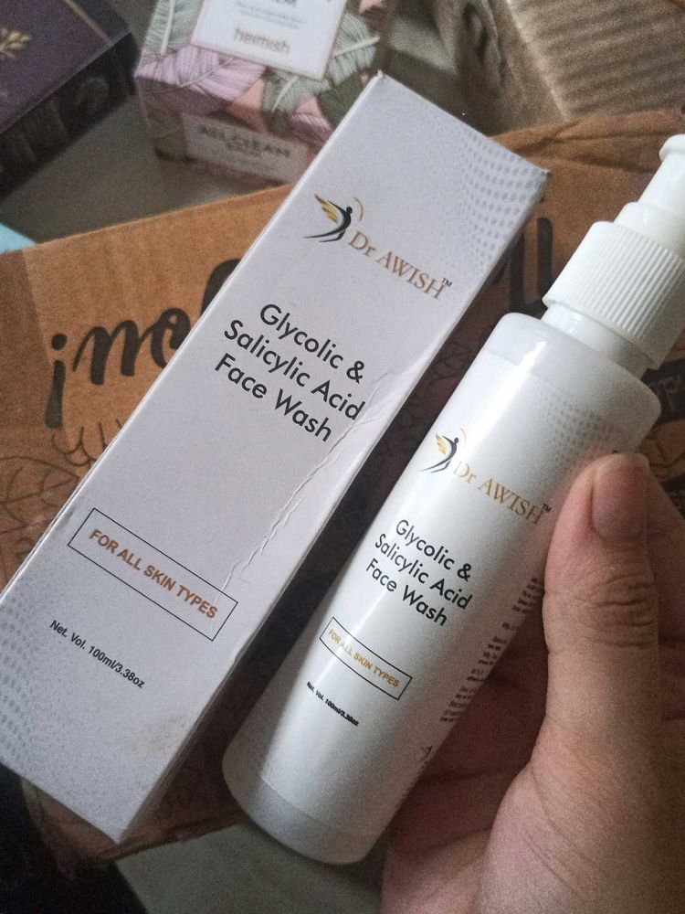 Dr. Awish Glycolic &amp; Salicylic Acid Face Wash