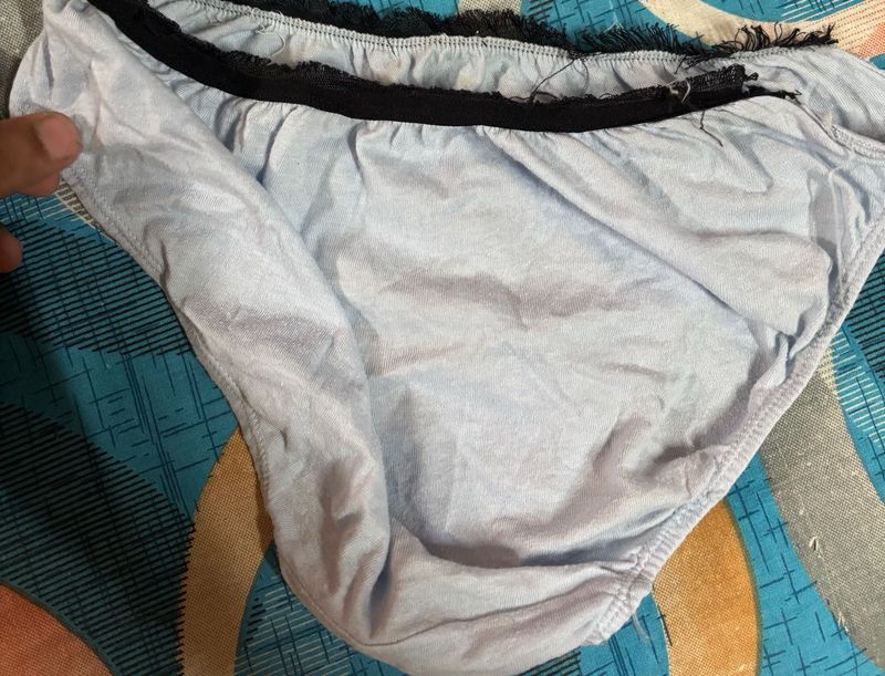 Used Women&#39;s Briefs