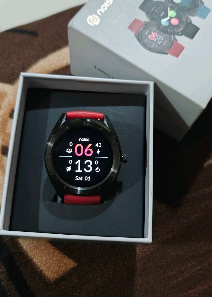 Noise endure smart watch