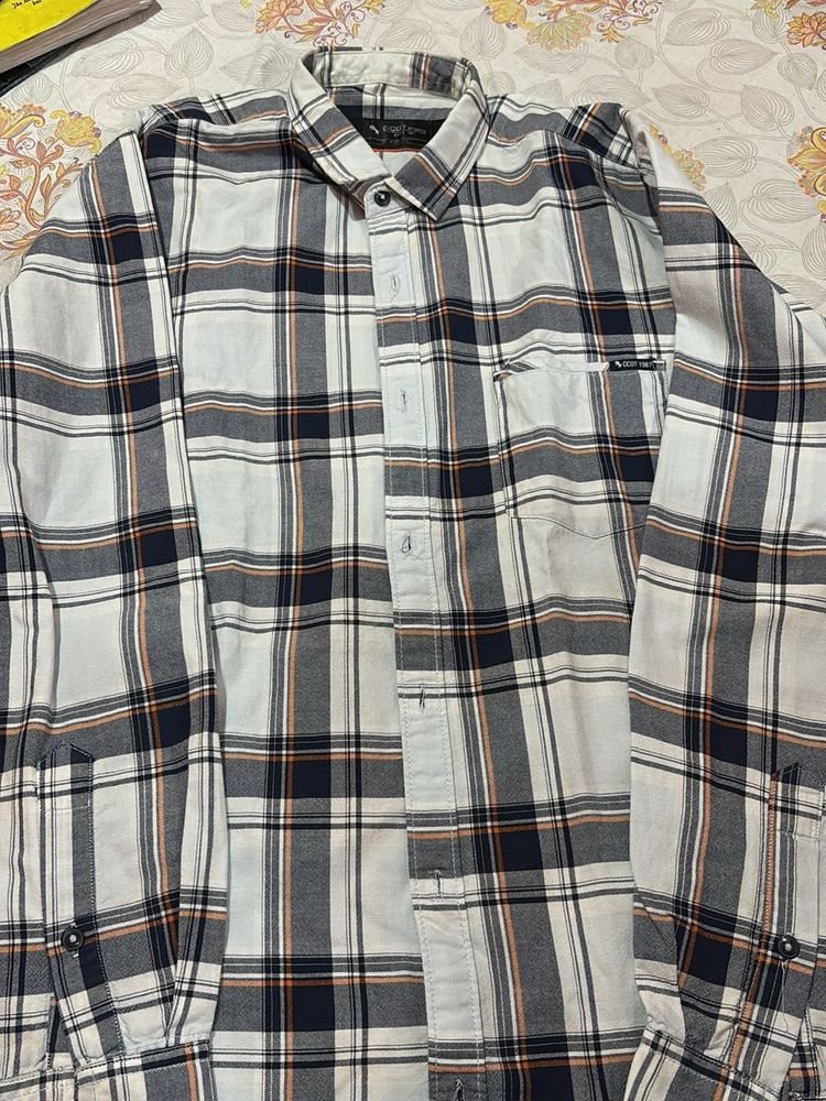 Men&#39;s Plaid Shirt