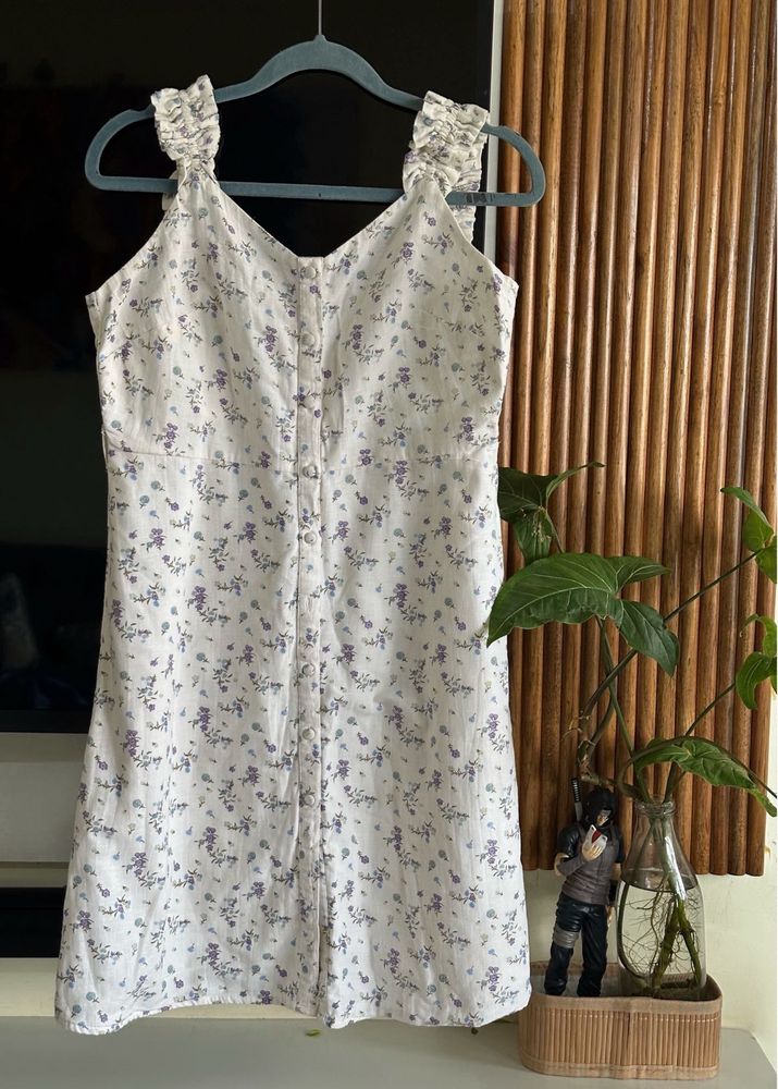 Size 34-36, Floral Ruffle Strap White Dress