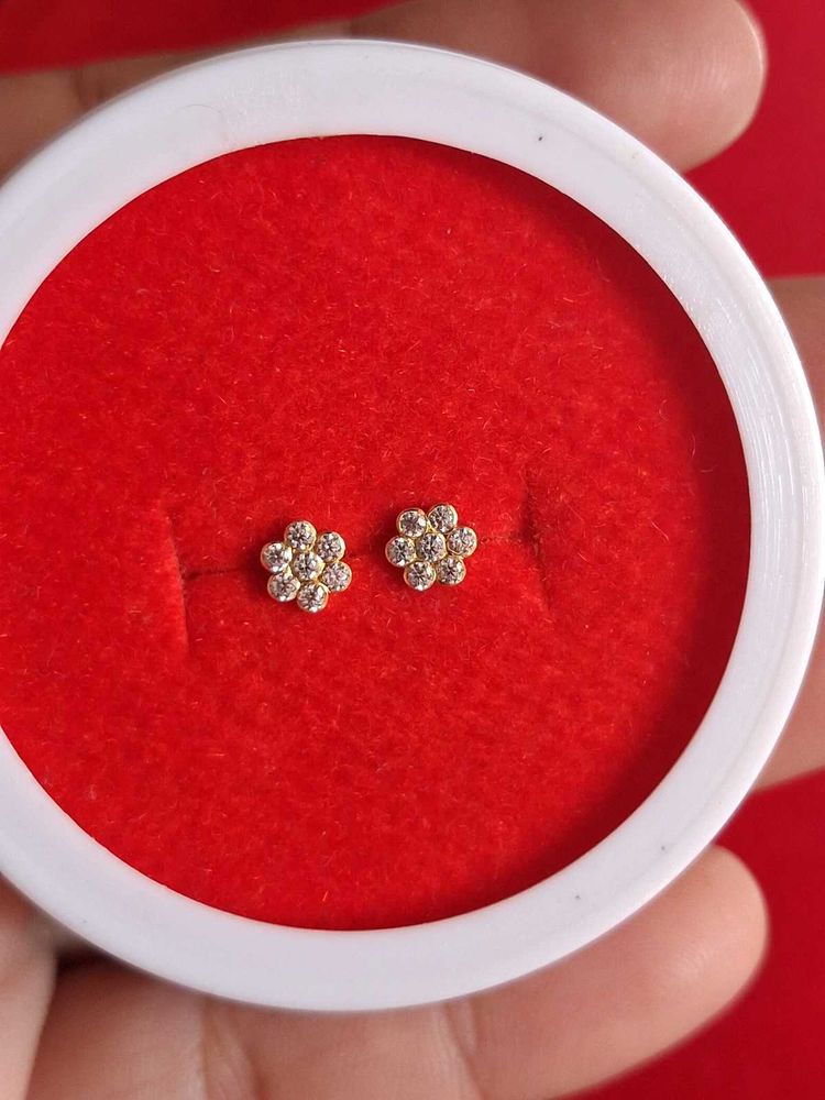 Cute Flower Stud Earrings Gold