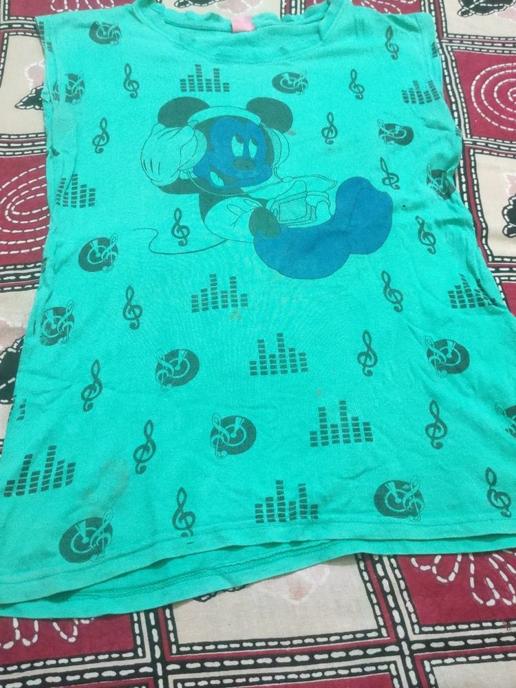 T-shirt