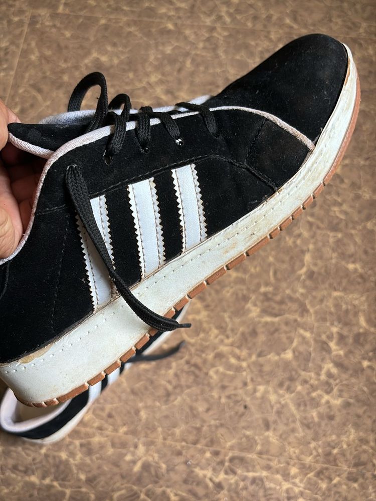 Nice Adidas Campus Shoes