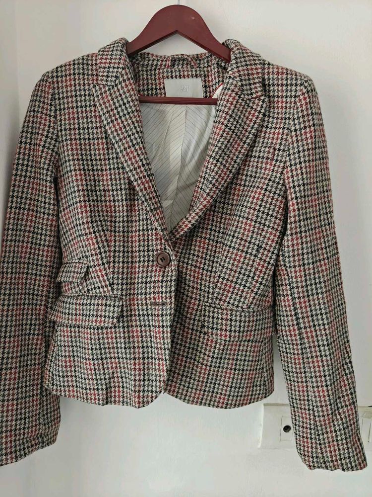 H&amp;M Winter Crop Houndstooth Blazer