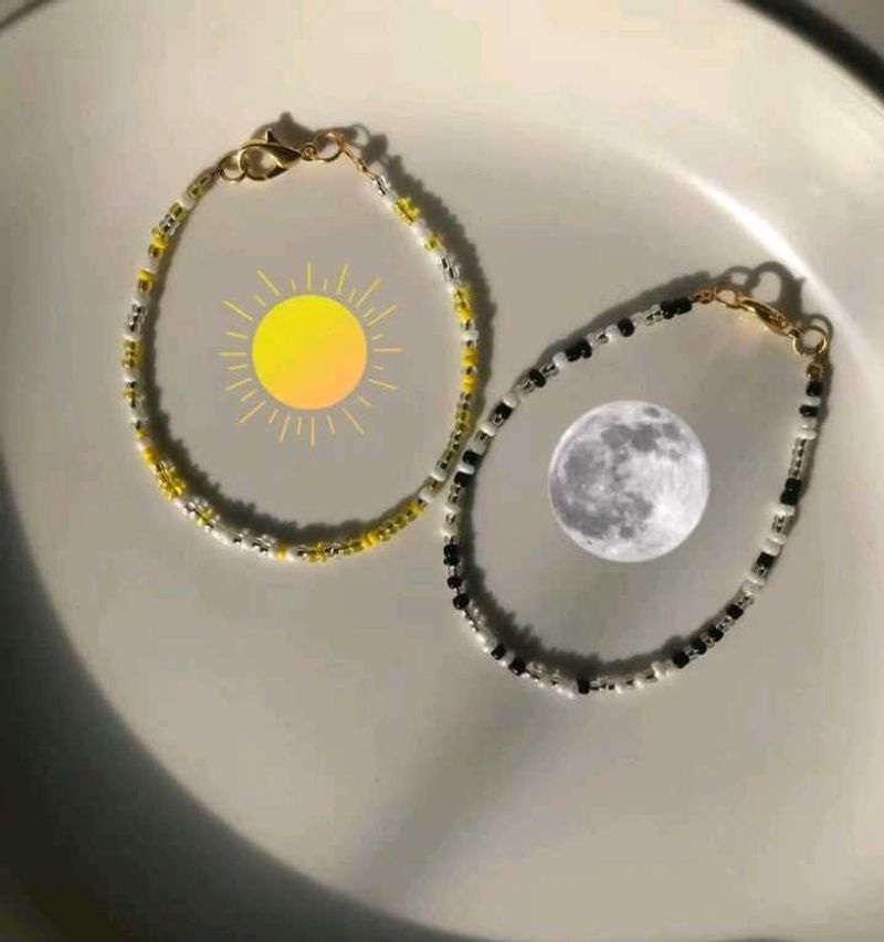 Beaded Bracelet Set Of 2🌚🌝