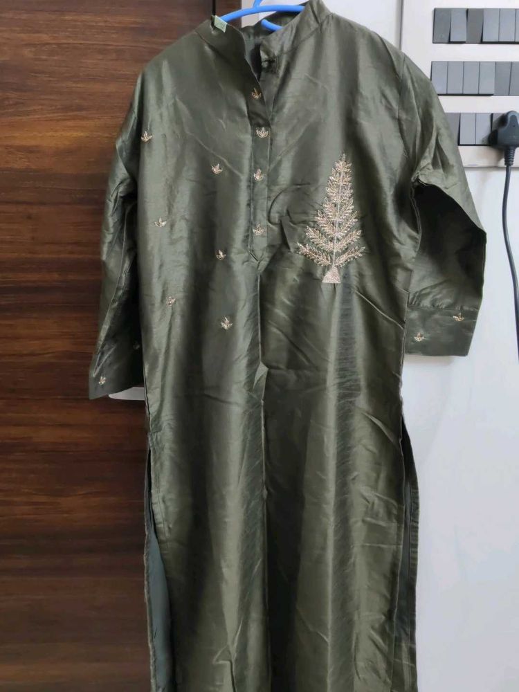 Sparkling Dark Green Kurti With Lining