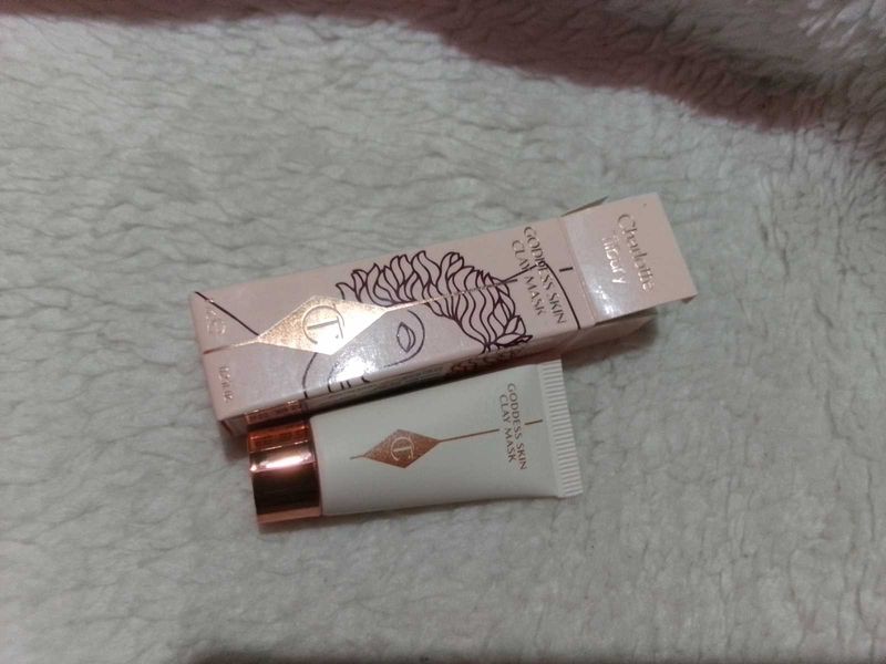 Charlotte Tilbury Clay Mask