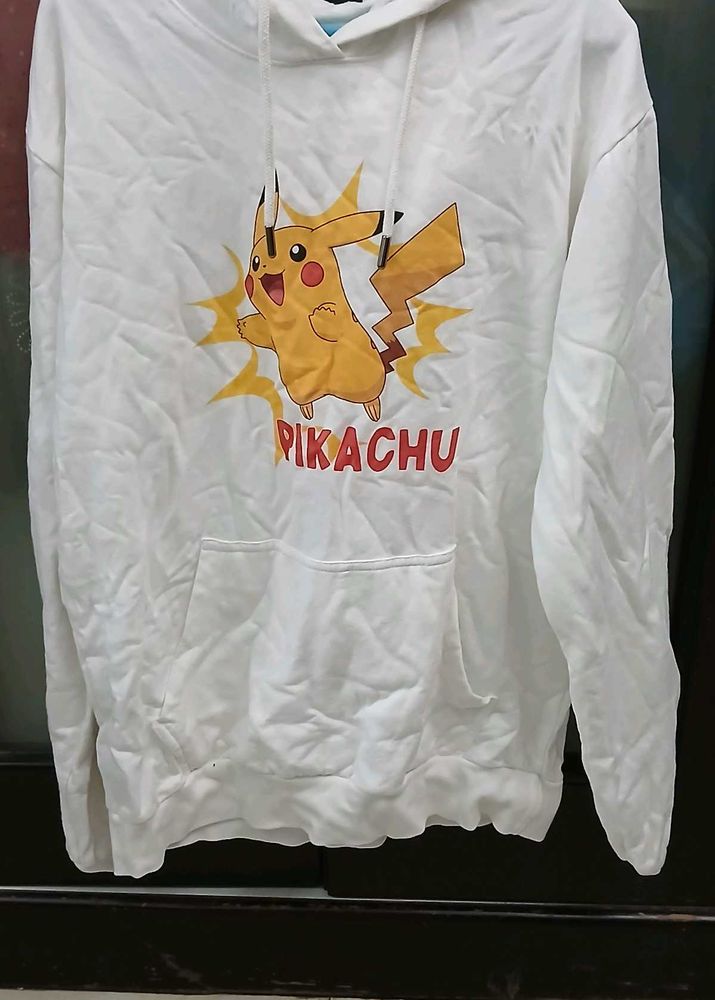 Pikachu Hoodie - Cozy &amp; Fun! L Size