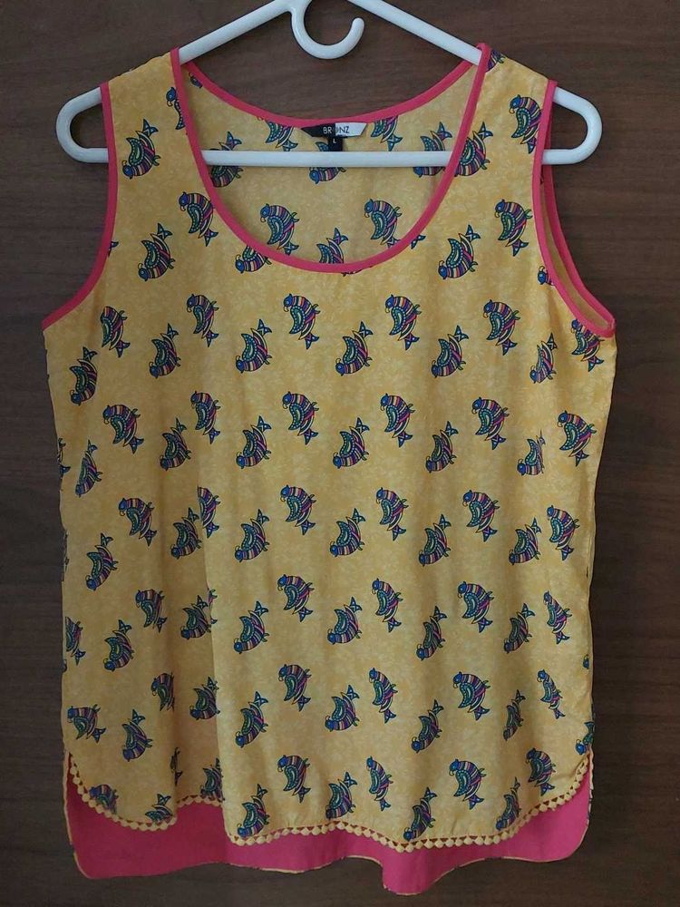 Cute Yellow Printed Top