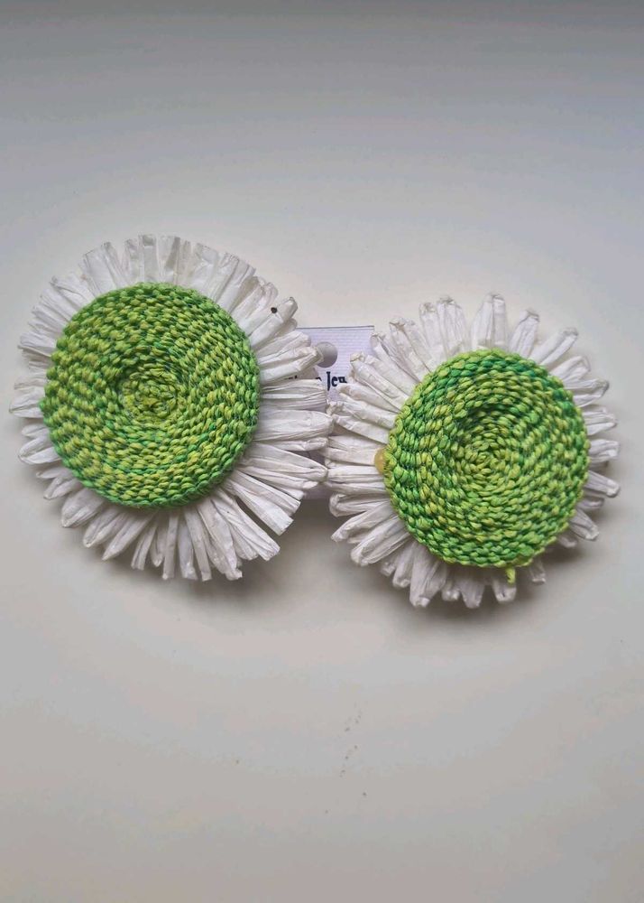Daisy Flower Earrings
