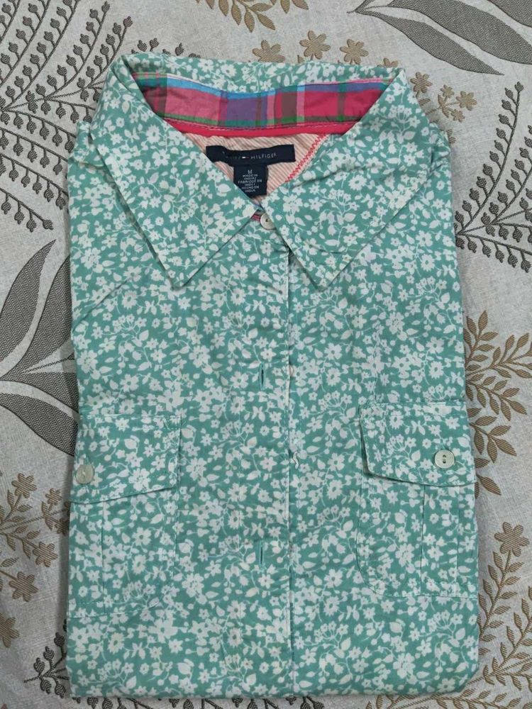 Tommy Hilfiger Floral Button Down