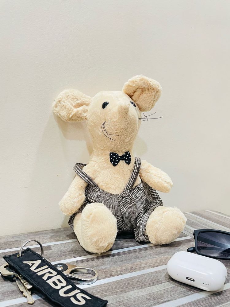 🧸✨ Adorable Plush Mouse Toy – Dressed to Impress!