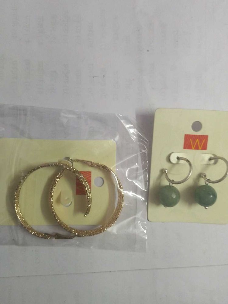 Earrings One Round Ad On Hanging