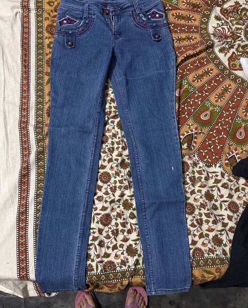 Mid Waist 👖 Jeans