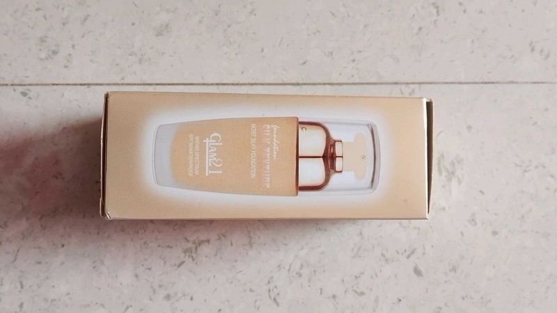 Glare21 Foundation - Flawless Finish