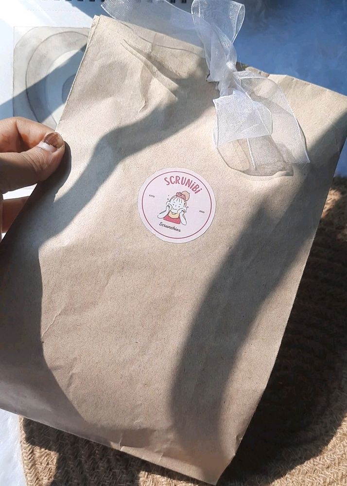 Solid Party Bags/ Paper Bags (30 Pcs)