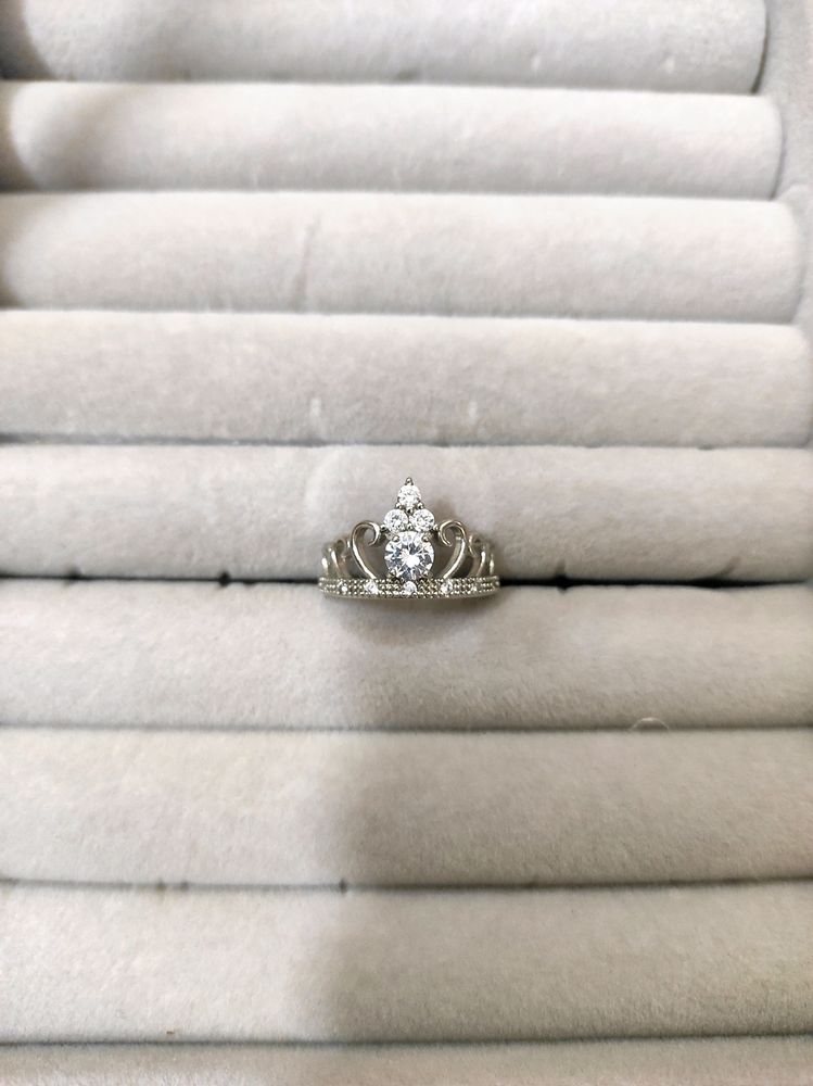 Adjustable Queen Ring