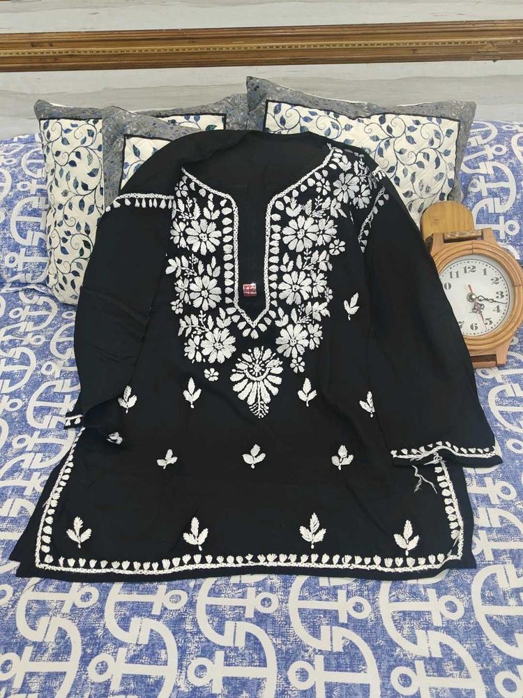 Reyon Chaikkari Kurti
