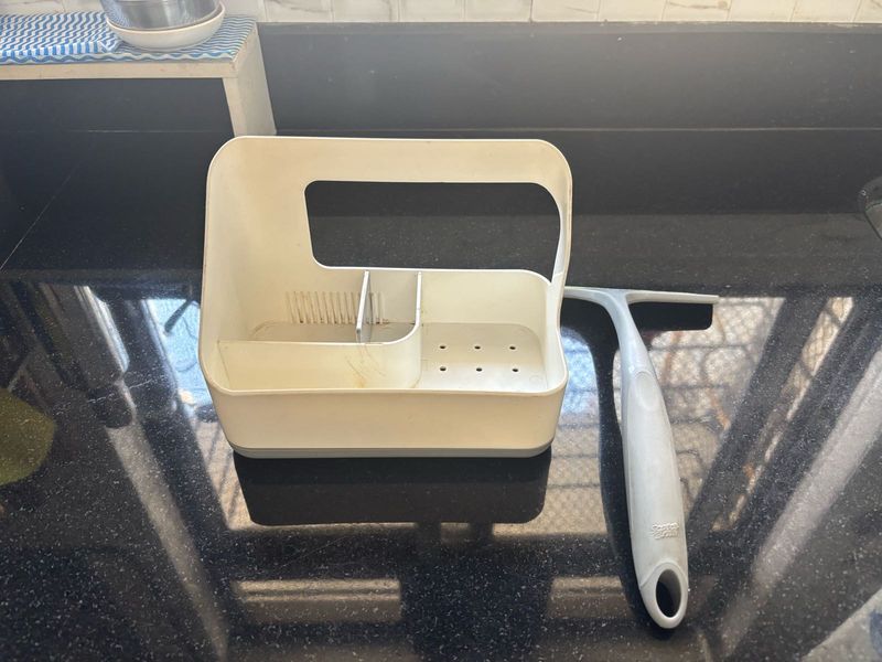 Kitchen Sink Organizer with Squeegee