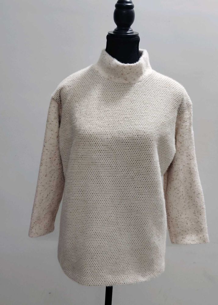 Elegant Turtleneck Top
