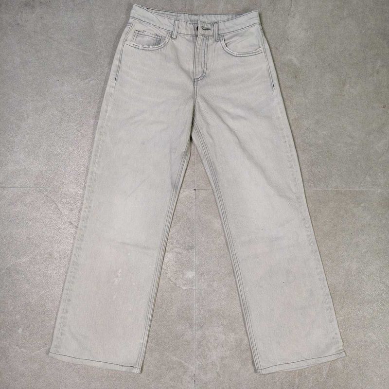 Pull &amp; Bear Light Wash Denim Jeans