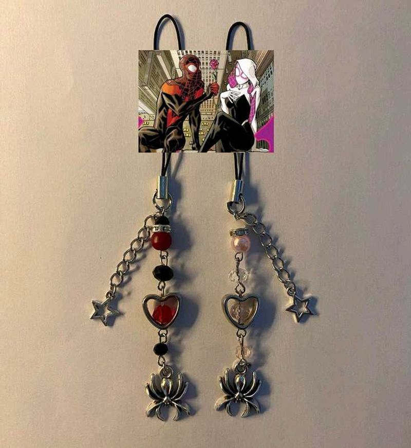 Spidy× Gwen Keychains