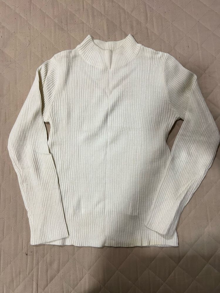 Cream Ribbed Knit Sweater