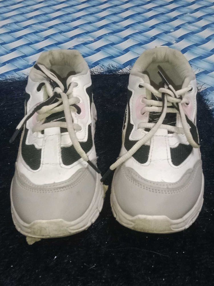 Sneaker For Women
