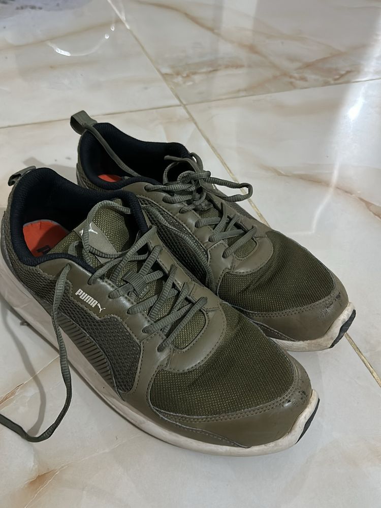 Authentic Puma Sneakers