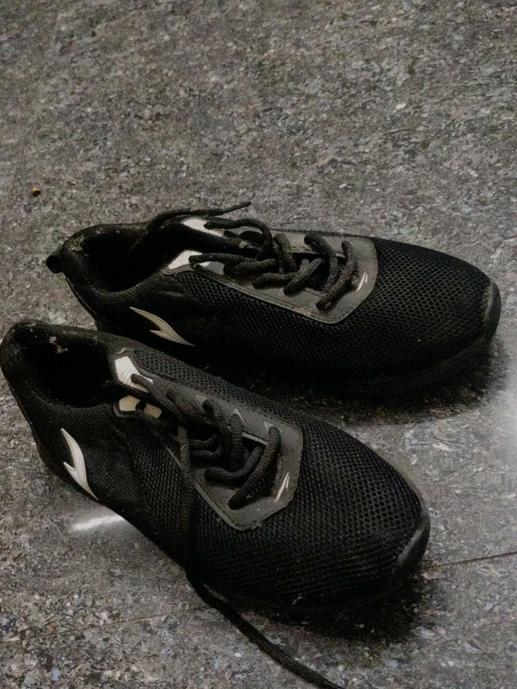 Black Sport Shoes