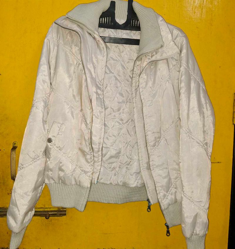 Women&#39;s Vintage Quilted Bomber Jacket