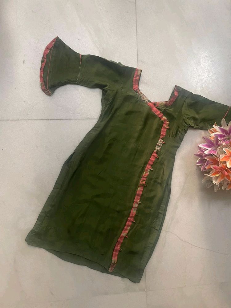 Stylish Green Suit With Pant/ Plazo