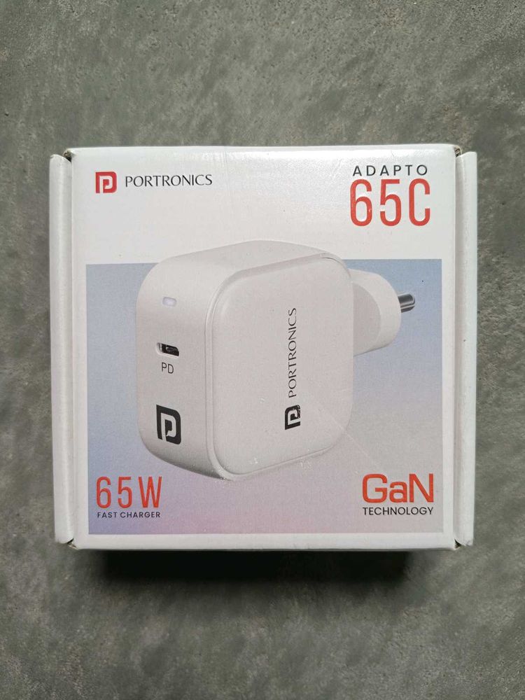 Portronics Adapto 65C Charger