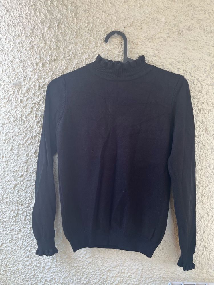 Black Closed Neck Winter Wear Top
